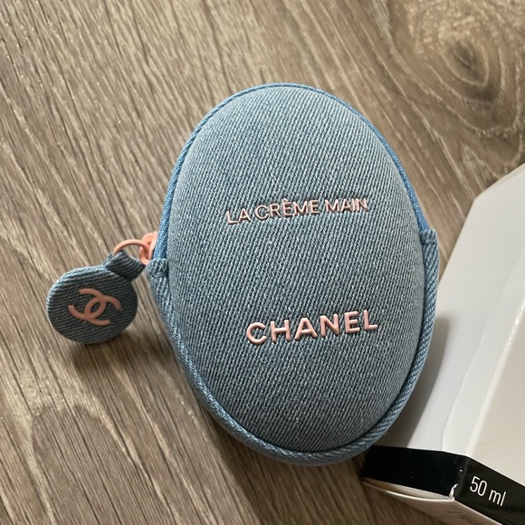 New Chanel Denim La Creme Main - Spring 2026 - Picture 6 of 8